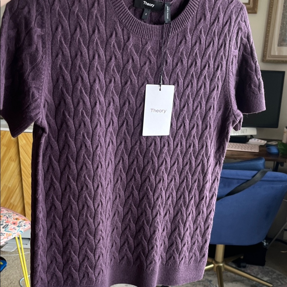 NWT Theory cashmere Cable Knit Short Sleeve sweater - plum purple - size S